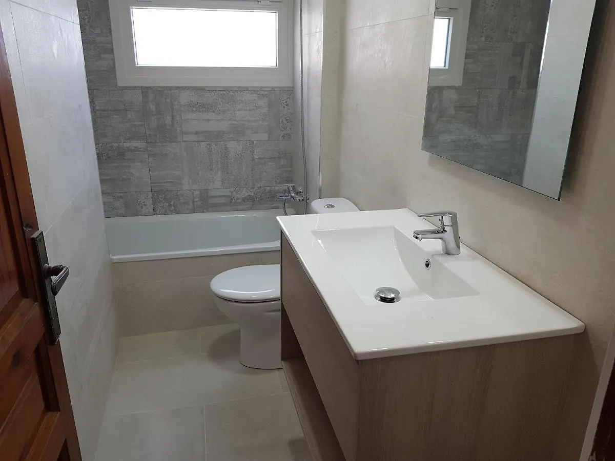 Appartement E-2 Calella De Palafrugell 8 Pax
